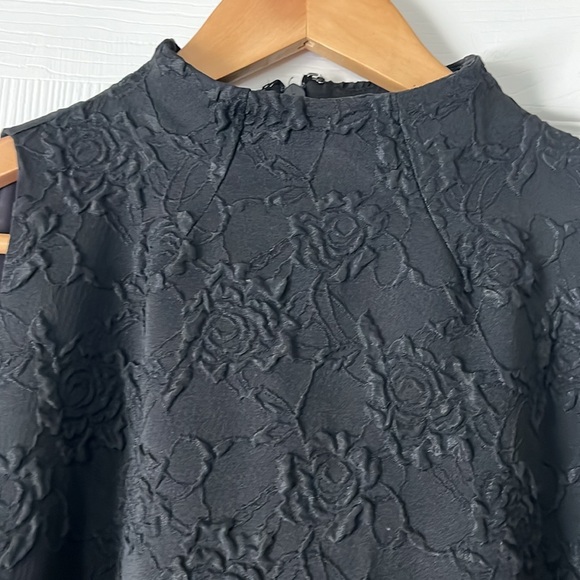 LBD size 16 brocade dress - Picture 2 of 2